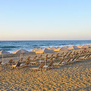 Maravel Sky & Hotell